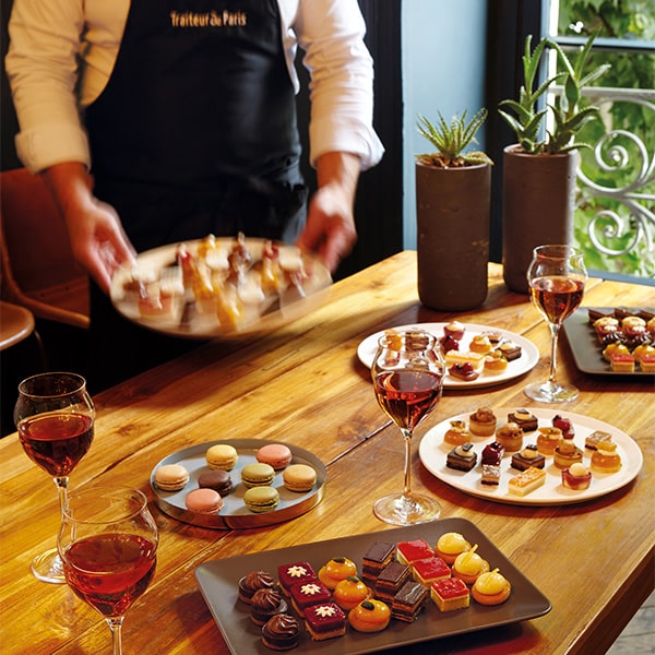 Pièces Cocktails Salées et Sucrées Haut de Gamme - Traiteur de Paris